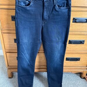 MOTHER High Waisted Looker Ankle Fray Jeans